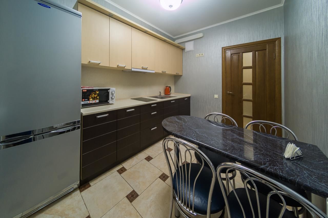 Апартаменты Kvartirkoff na Bogatirskaya 6a, 2 floor Киев-13
