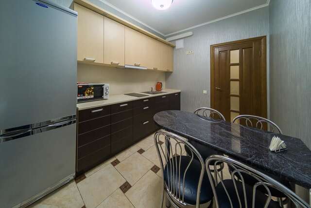 Апартаменты Kvartirkoff na Bogatirskaya 6a, 2 floor Киев-12