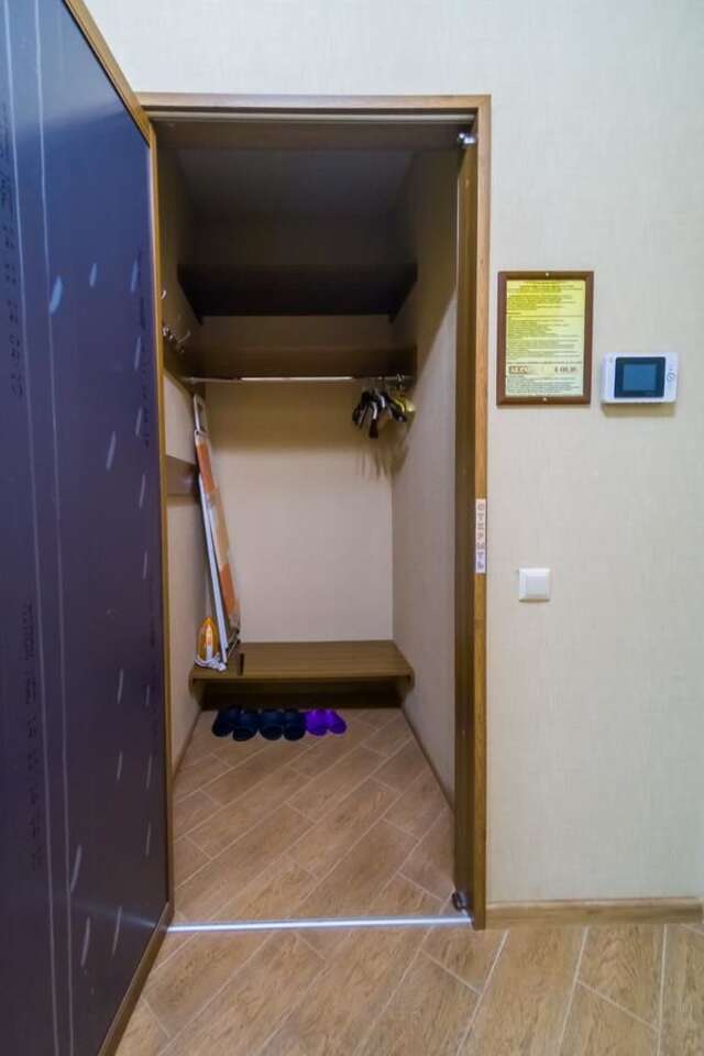 Апартаменты Kvartirkoff na Bogatirskaya 6a, 2 floor Киев-8
